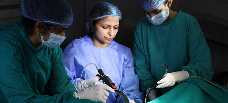 Gynecologist Surgeon Dr. Neha Poddar Ghaziabad